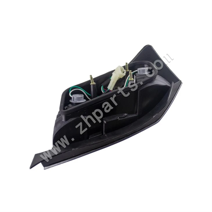 Halogen Tail Lamp L 81560-TXA10 R 81550-TXA10 For FAW V2 WEIZHI